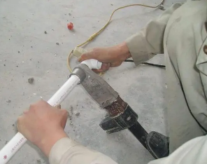 龙江漏水维修电话